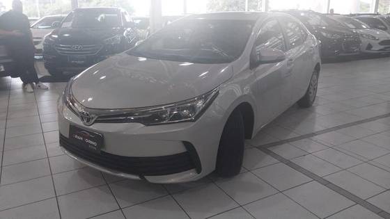 TOYOTA COROLLA 1.8 GLI 16V FLEX 4P AUTOMÁTICO TOYOTA COROLLA 1.8 GLI 16V FLEX 4P AUTOMÁTICO